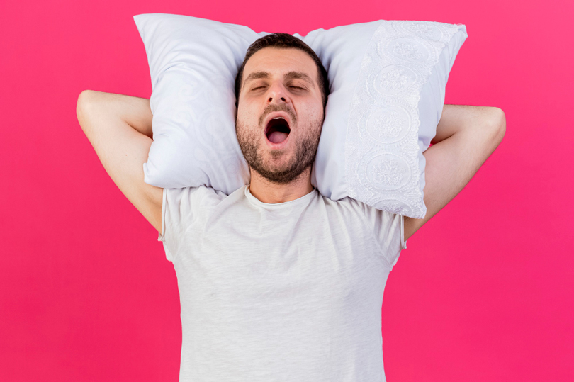 عادات يومية لمكافحة التعب والرغبة الشديدة في النوم